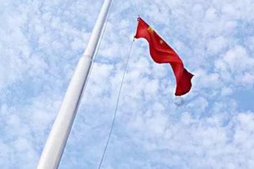 马来西亚一客车突然失控!载有16名中国游客,多人受伤